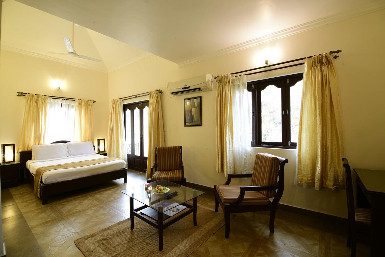Crystal By Morpho, Goa Villagio Resort Betalbatim Buitenkant foto