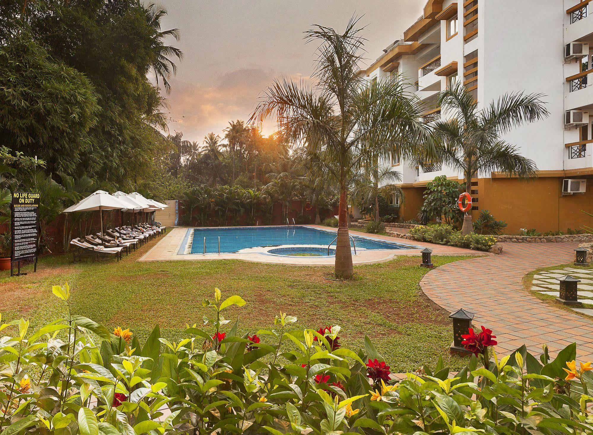 Crystal By Morpho, Goa Villagio Resort Betalbatim Buitenkant foto