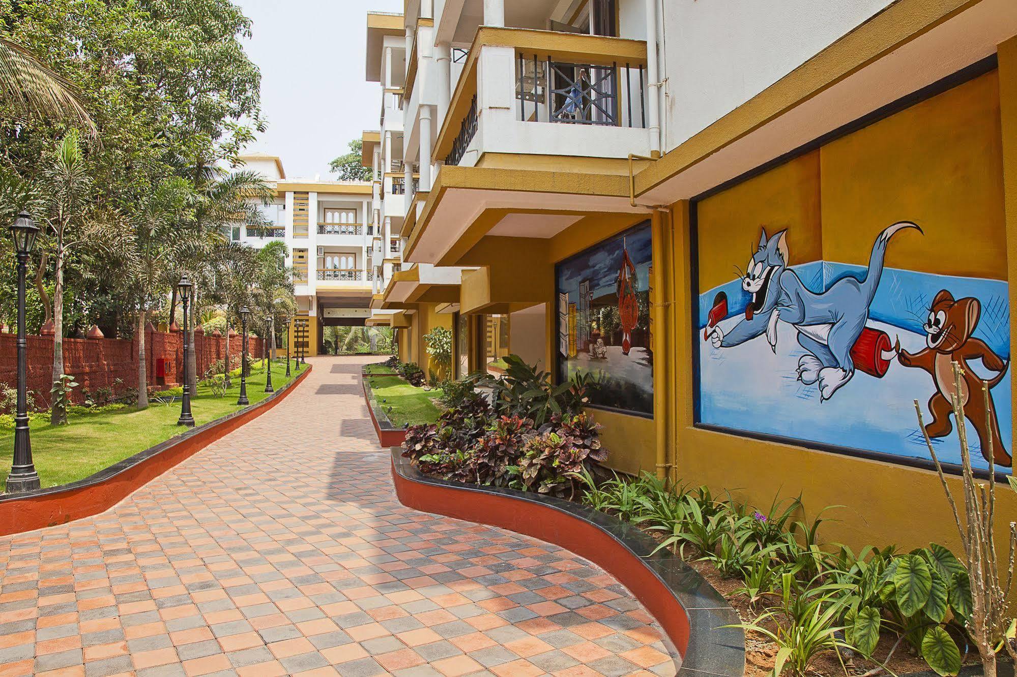 Crystal By Morpho, Goa Villagio Resort Betalbatim Buitenkant foto