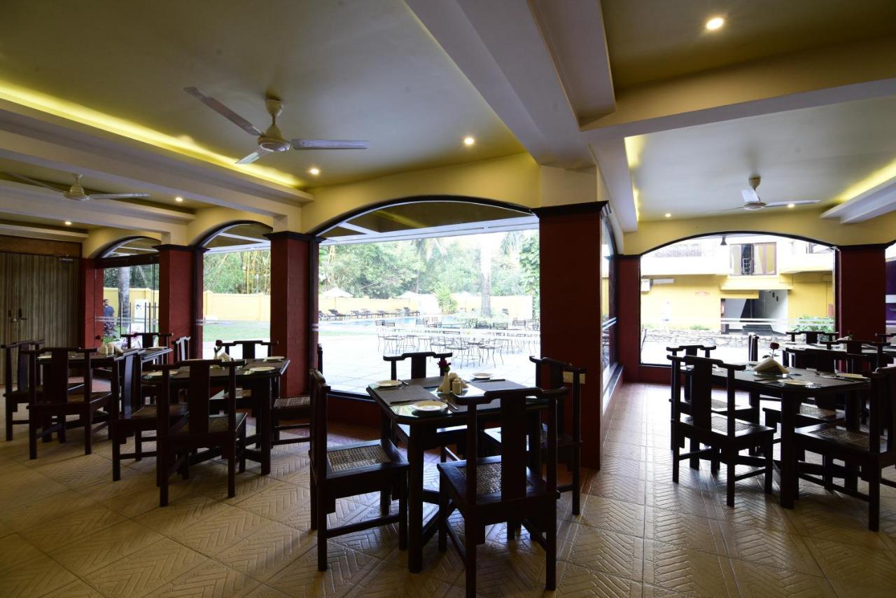Crystal By Morpho, Goa Villagio Resort Betalbatim Buitenkant foto